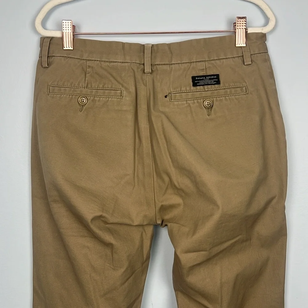 Banana Republic Emerson khaki chino men’s pants 30x30